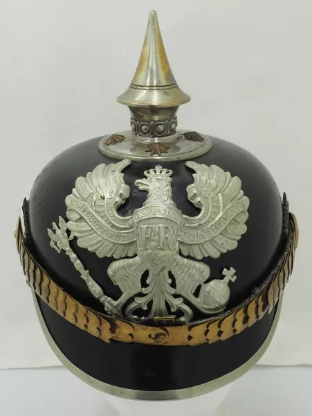 Prussian Pioneer Officer Pickelhaube Visuel 1 principal